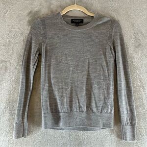 BANANA REPUBLIC Merino Wool Crewneck Sweater Lightweight Gray Size XS Petite